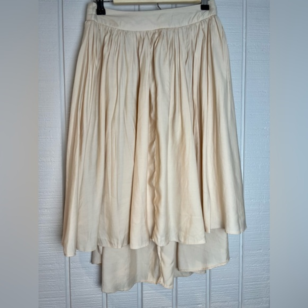 BLAQUE LABEL Revolve Cream Skirt High‎ Low Size Small